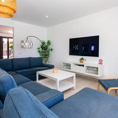 Villa Remarkable 5-bed In *