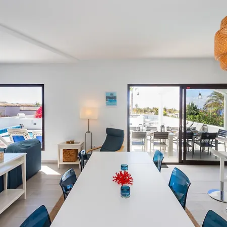 Remarkable 5-bed In Villa