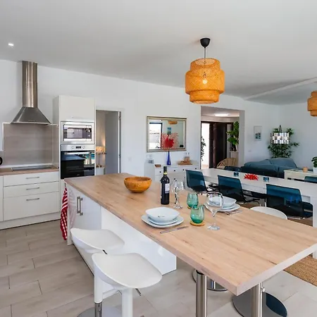 Remarkable 5-bed In * 普拉亚布兰卡
